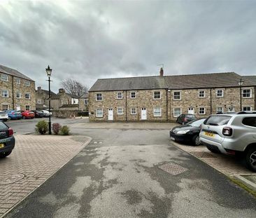 2 bedroom terraced house to rent - Photo 4