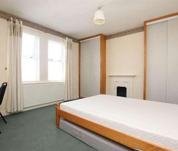 Coronation Avenue, Bath, BA2 - Photo 5