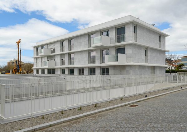 Apartamento T3 com jardim, Jardins da Efanor