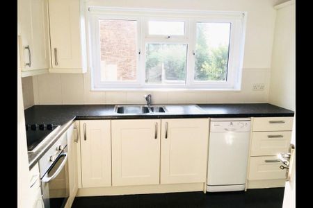 Greystoke Gardens - Photo 3