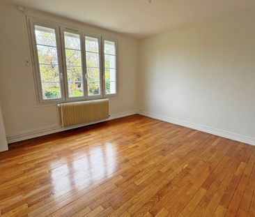 Location Maison 6 pièces 158m² CHATEAUNEUF SUR LOIRE 45110 - Photo 4