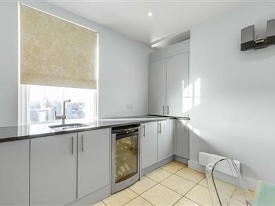 Queen's Club Gardens, W14 - Photo 4