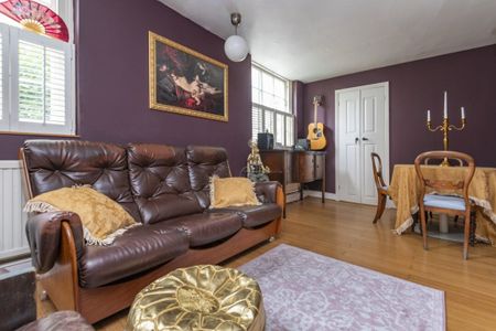 1 Bed Flat, Queensbridge Road, E2 - Photo 2