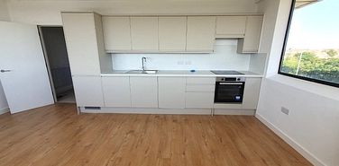 Bay View, Wraik Hill, Whitstable, CT5 3SP, Kent - Photo 2