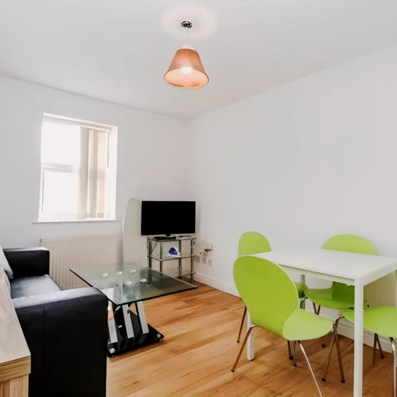4 Bed 1 Bath - Photo 1