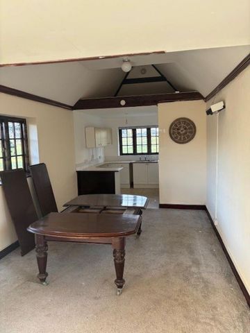 3 bedroom detached house to rent - Photo 3