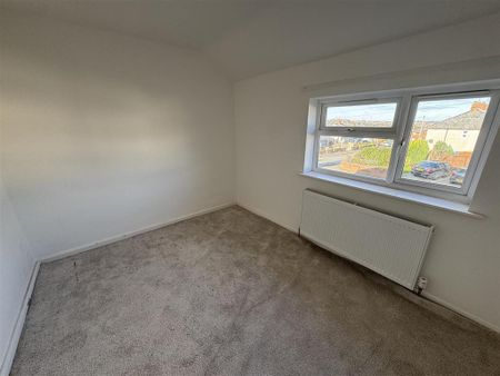 3 bedroom property to rent - Photo 2