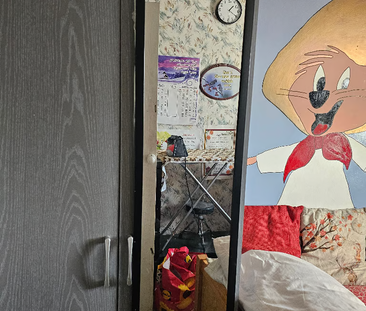 1 bedroom in a house share to rent - Photo 4