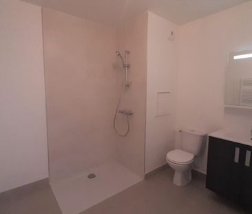 location Appartement T2 DE 43m² À COLOMBES - Photo 4