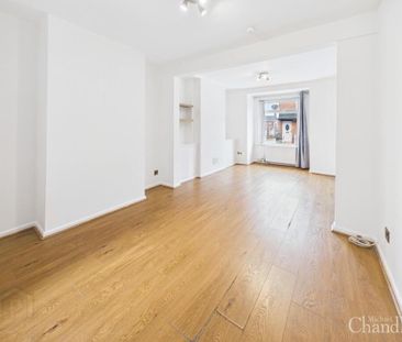26 Willowfield Parade, Belfast, BT6 8HQ - Photo 2