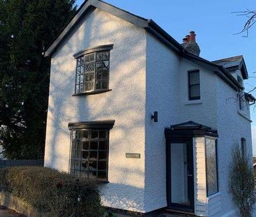 Chalk Cottage, Walwyn Road, Malvern, Herefordshire, WR13 - Photo 6