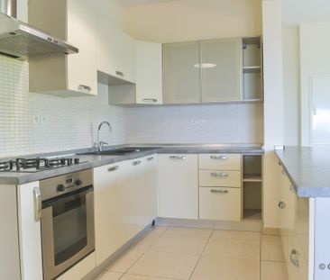 Location Appartement 3 pièces 124m² STE MARIE 97438 - Photo 1