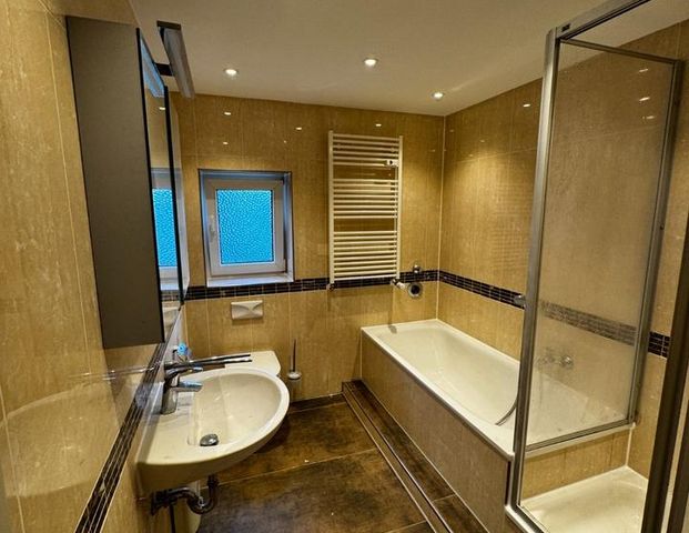 Frisch renovierte 3,5-Raum-Wohnung in Essen-Holsterhausen - Foto 1