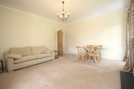 Murrayfield Drive, Murrayfield, Edinburgh - Photo 3