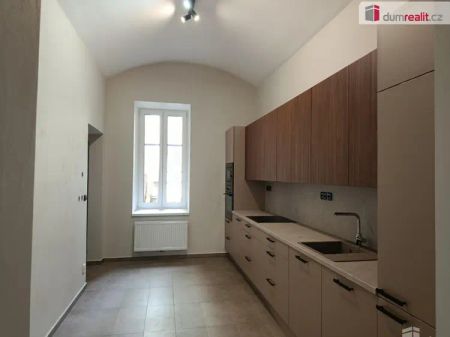 Velmi hezký byt 1+1 po rekonstrukci, Praha 5 – Smíchov - Photo 5