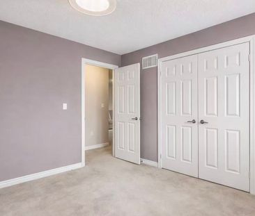 For Lease - 84 Lewis Honey Drive, Aurora, Ontario - Photo 2