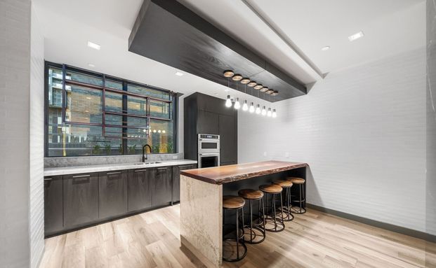 For Lease - 327 King Street Unit# 3507, Toronto, Ontario - Photo 1