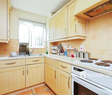 2 bedroom flat to rent - Photo 2