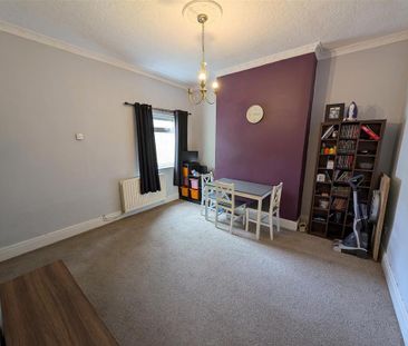 3 bedroom terraced house to rent - Photo 6