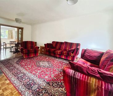 Alder Close, Englefield Green, Egham, Surrey, TW20 0LU - Photo 5