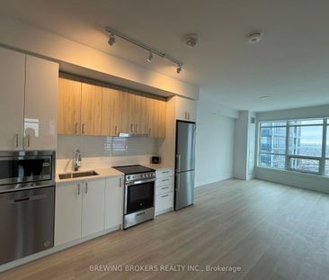 For Lease - 30 Upper Mall Way Unit# A3010, Vaughan, Ontario - Photo 6