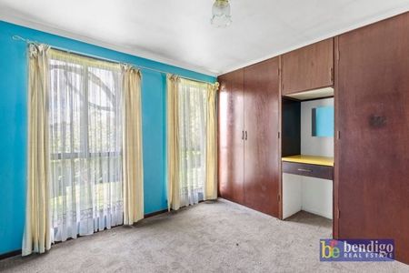 Neat and Comfortable Unit in Convenient Location - Photo 3