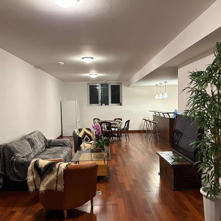 For Lease - 21 Hilldowntree Road, Toronto, Ontario - Photo 1