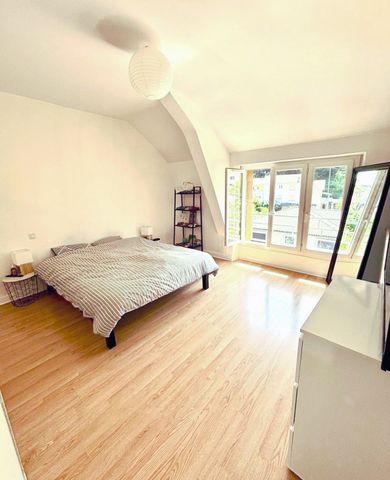 Location Appartement 3 pièces 80m² DECAZEVILLE 12300 - Photo 5