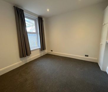 NORTOFT ROAD, CHARMINSTER (P07833) - Photo 3