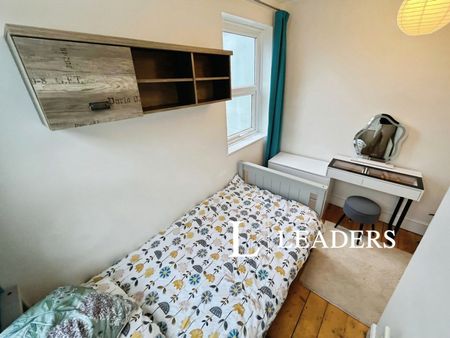 property to rent Payne Avenue, Hove, East Sussex, BN3 - Photo 2