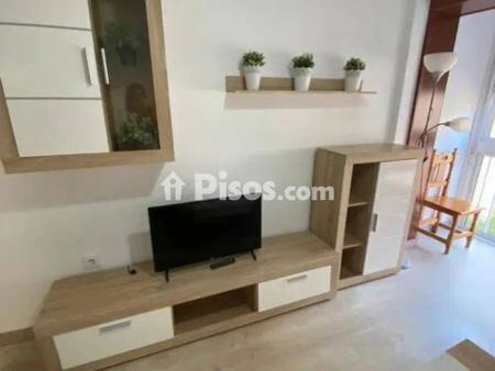 Piso en alquiler en Avenida Doctor Fedriani, cerca de Calle Periodista José Couso - Foto 2
