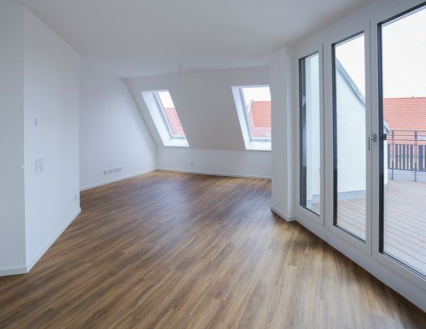 Eleganz und Großzügigkeit auf über ca. 129 m² - Einzigartige DG-Wohnung mit Panorama-Terrasse - Foto 1