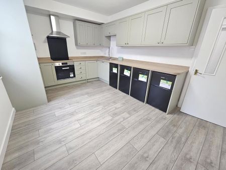 Flat to rent - Photo 5