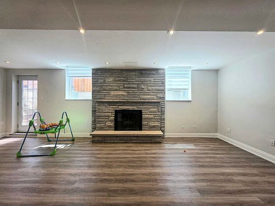 For Lease - 6 Fernwood Crescent Unit# Bsmt A, Richmond Hill, Ontario - Photo 1