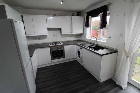 Aviemore Close, Holcombe Brook, BL0 - Photo 5