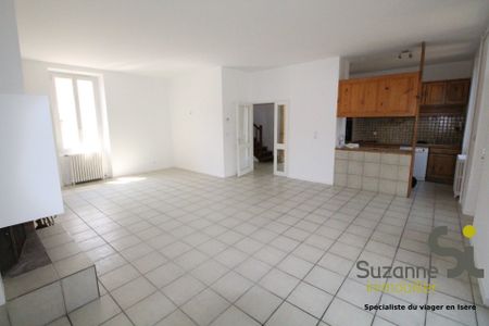 Location Maison 6 pièces 126m² FONTAINE 38600 - Photo 4