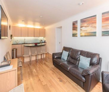 Albany Street, Edinburgh - Photo 4