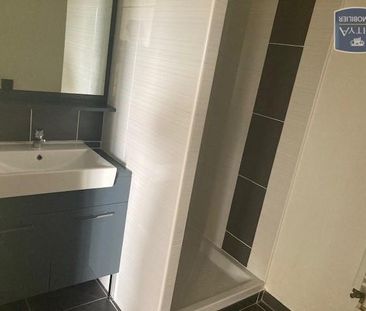 Location Appartement 2 pièces 43m² LE LUC 83340 - Photo 2