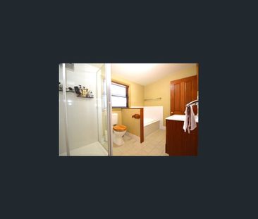 Eastside Character - Photo 2