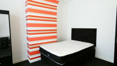 Room in a Shared House, Romney Street, M6 - Photo 2