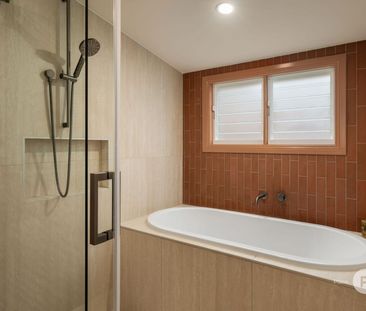 Elevated Character Home, City Views in a Prime Inner-City Location - Photo 6