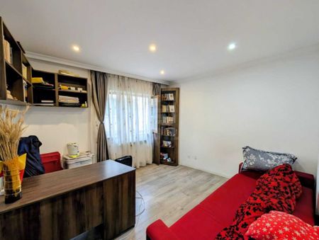 Casă duplex modernă cu 4 camere de închiriat în Florești, zona Cetății - Fotografie 3