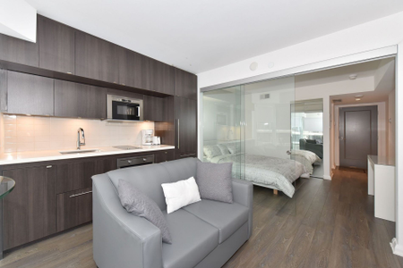 For Lease - 155 Yorkville Avenue Unit# 1209, Toronto, Ontario - Photo 3