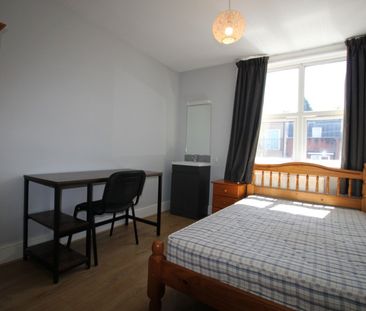 4 Bed Terraced House, Portswood Road, SO17 - Photo 3