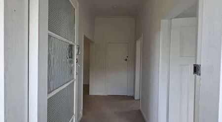 Affordable, Convenient & Roomy: Great for Students - Photo 5