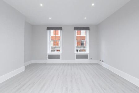 3 bedroom flat - Photo 3