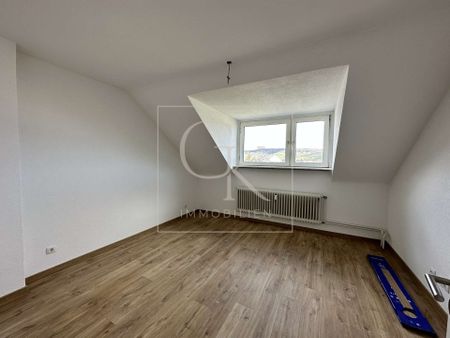 Frisch Modernisierte 3-Zimmer Dachgeschosswohnung - Photo 5