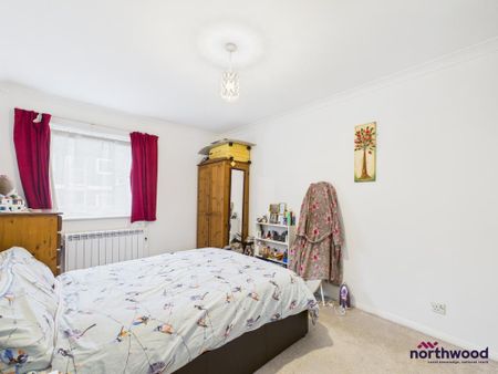 1 bedroom flat to rent - Photo 2