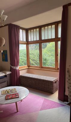 "Spacious Family Home In Popular Location Close to The City!" - Photo 1