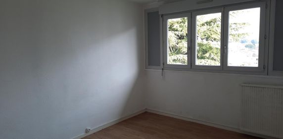 APPARTEMENT T5 TULLINS - Photo 2